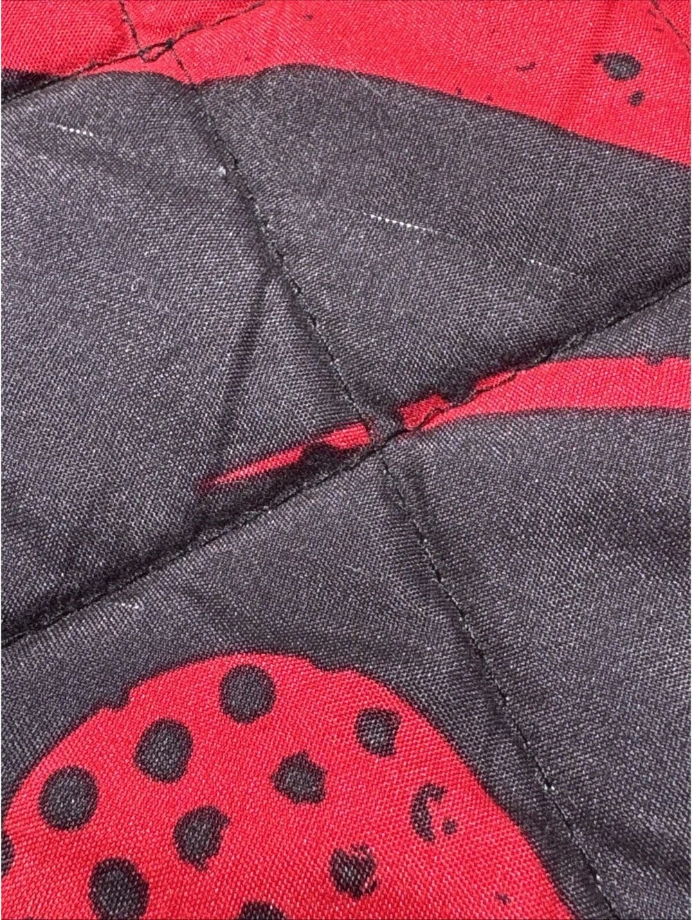 Stranger Things Upside Down World Bed Comforter 85x90” Red, Black, Gray Preowned